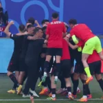 21576988100 1 Beesreign Media