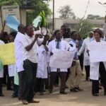 LagoshealthworkersbeginTHREEdaysstrike Beesreign Media