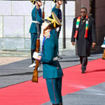 GqftFXZWsAAmB1P Beesreign Media