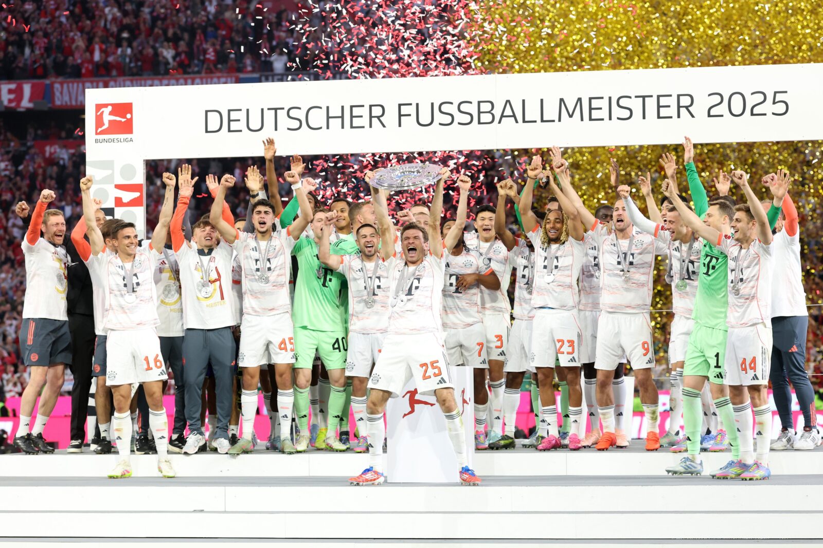 Gqm93hEW4AAF9li Beesreign Media